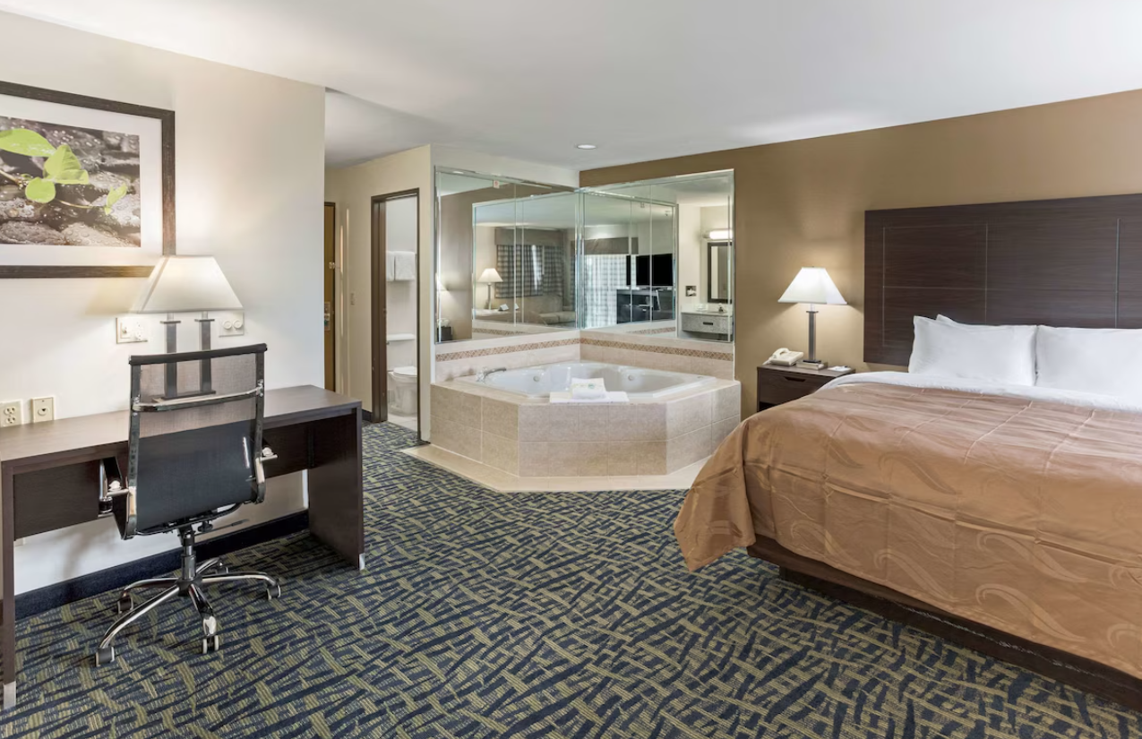 Quality Inn Hotel – comfort and coziness in the heart of the city
